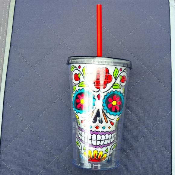 Skull Chiller Tumbler White Sugar Skull Design with Twist Off Lid & Straw #New - Picture 3 of 5
